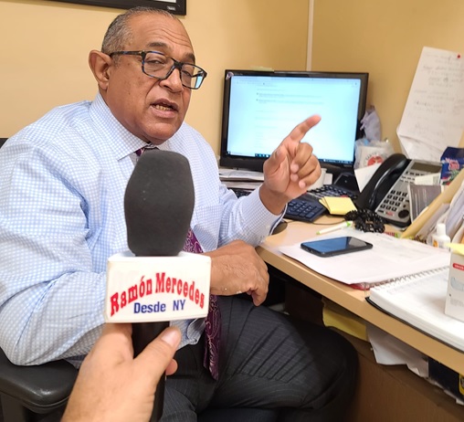 Jaime Vargas Envejecientes en NY dejan recibir dinero por desconocimiento (2)