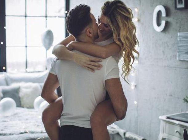 Pareja en amor