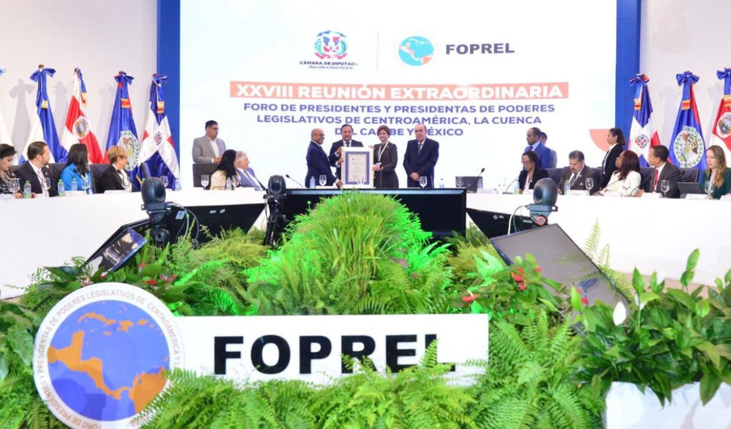 Abel Martínez es reconocido por Foro de Presidentes de Poderes Legislativos de Centroamérica, Caribe y México