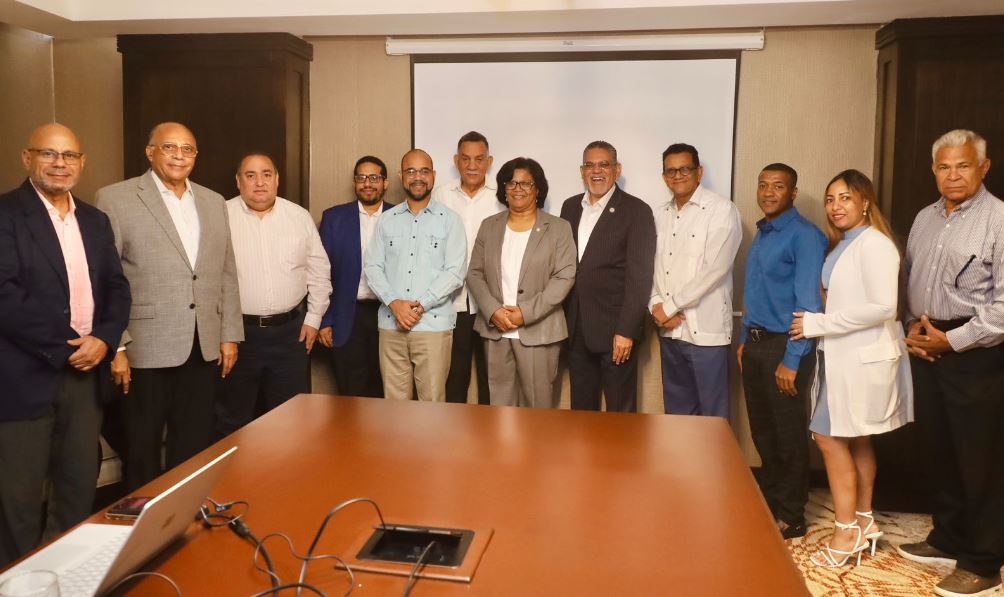 Crean movimiento “Red del Cambio” en apoyo a la reelección de Abinader