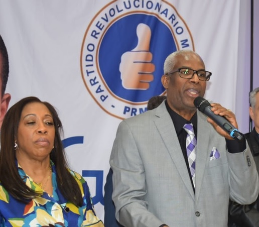 Coordinador proyecto Guido en NY dice cónsul Eligio Jáquez debería renunciar.