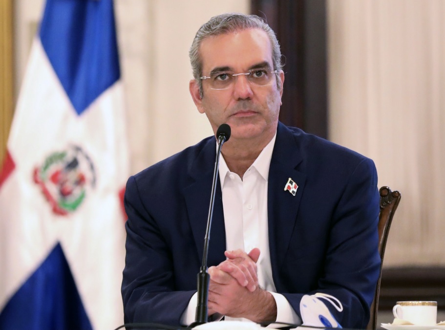 Periodista llama a respetar figura del presidente Abinader