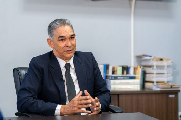 El presidente del Tribunal Superior Administrativo, magistrado Diomede Villalona