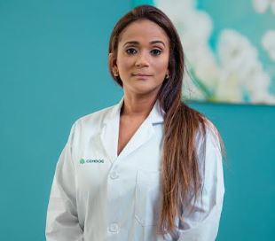 La doctora Fabiolina Sánchez, del Centro Médico de Diabetes, Obesidad y Especialidades (CEMDOE