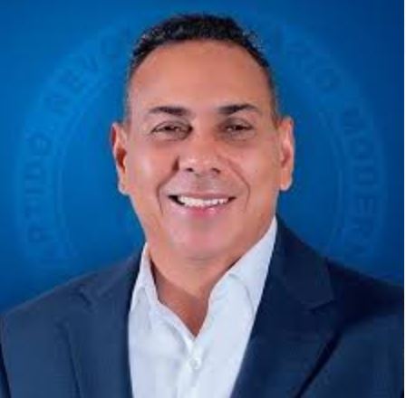 Senador Pedro Tineo