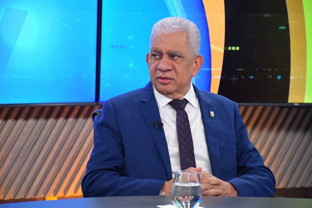 Ricardo de los Santos, presidente del Senado