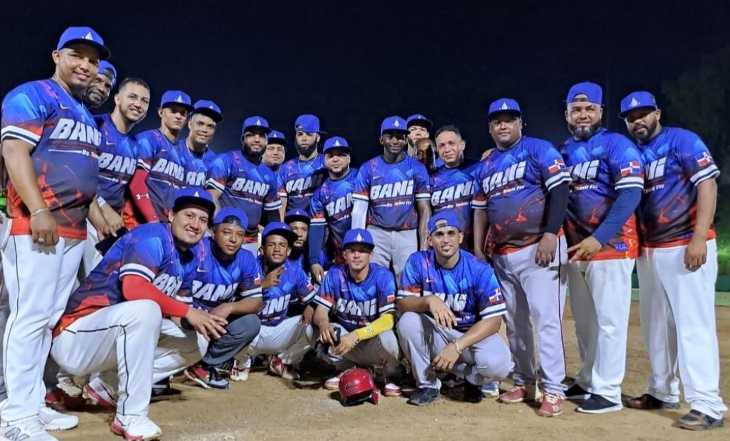 Team Peña Fit de Baní, jugará contra Rockies League, en la semifinal A, del torneo Júnior-B del Game War 2024, organizado por la Asociación de Softbol del Distrito Nacional (Asadina)