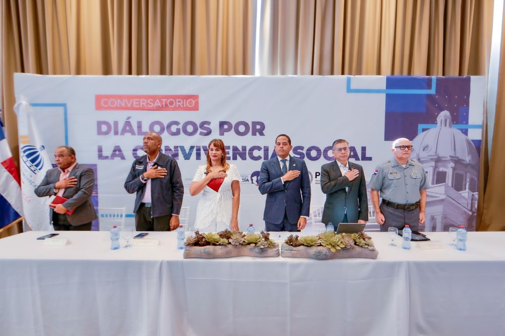 El viceministro Antonio Palma encabezó la jornada de diálogo.