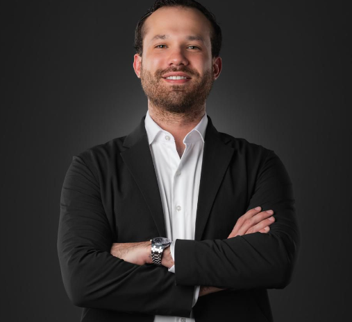 Diego O. Bisonó León