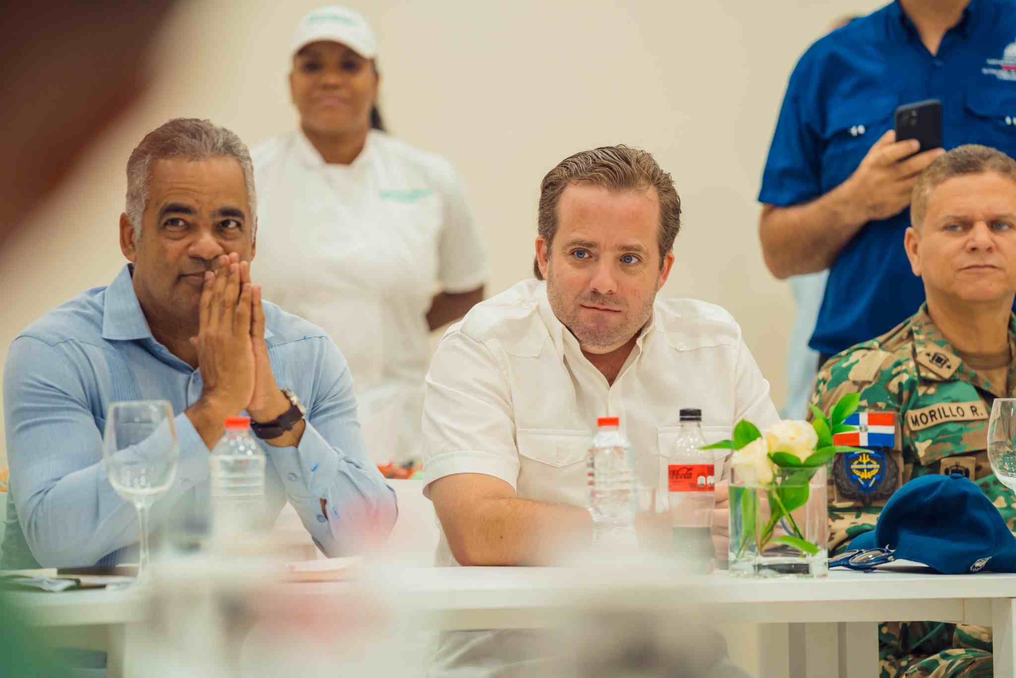 Reunión de Paliza con empresario eléctricos