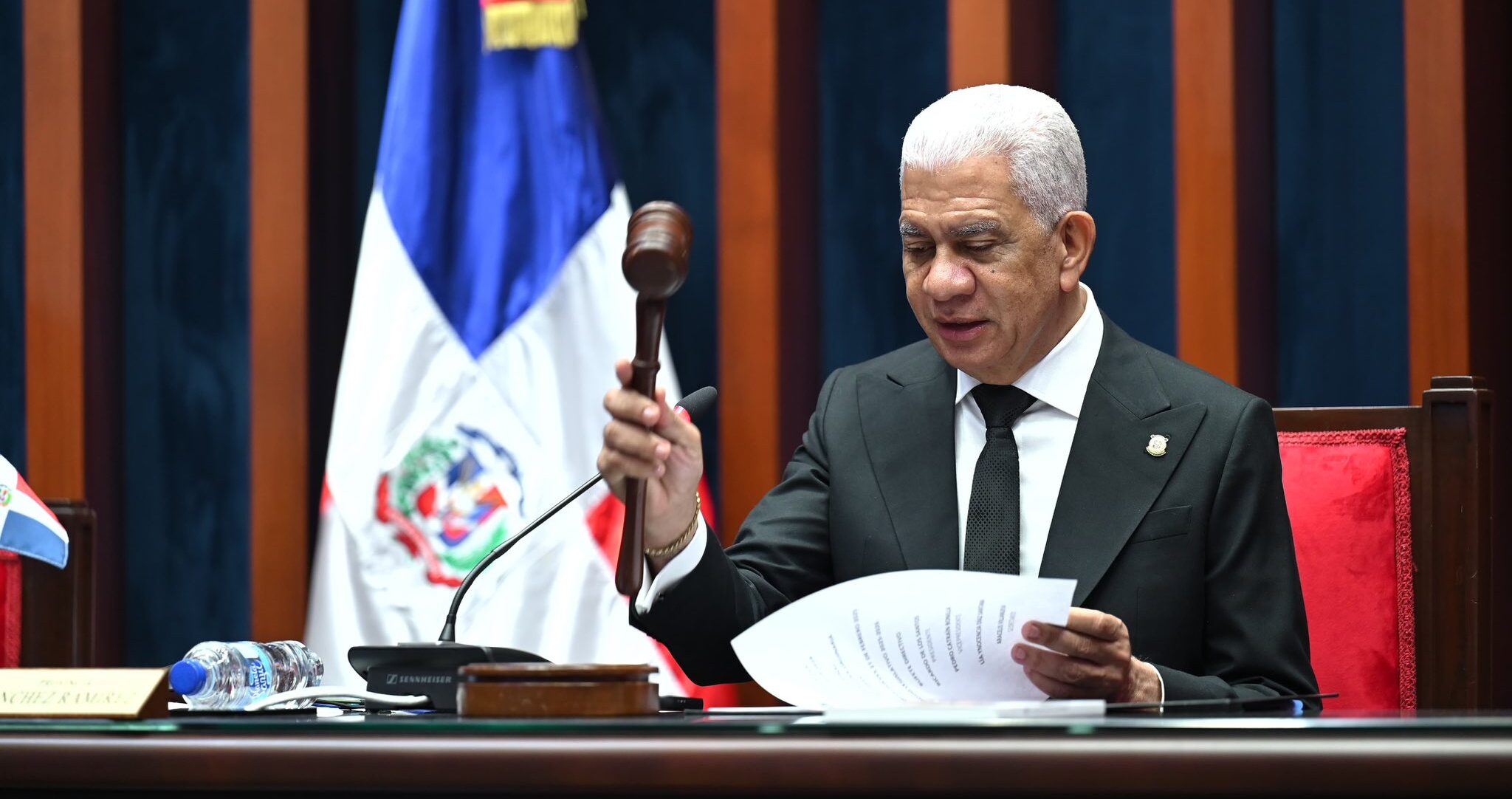 El presidente del Senado, Ricardo de los Santos, se pronunció sobre las candidaturas independientes durante la apertura de la nueva legislatura este jueves 27 de febrero de 2025.