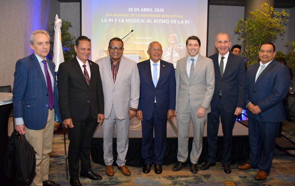 El director de ONAPI resalta importancia de propiedad intelectual durante conferencia magistral ‘‘La PI y la música: Al ritmo de la PI’’