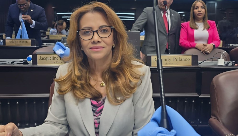Diputada Adelys Olivares dice avanza evaluación del proyecto de ley que busca crear el Programa de Retorno Productivo para Dominicanos en el Exterior (PREPDE)