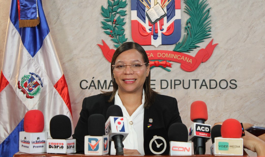 Diputada Mirna López