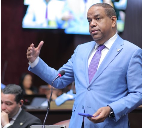 Diputado Danilo Díaz