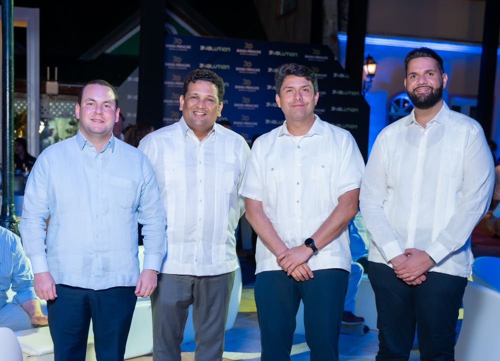 Andrés Abbott, Ariel Pérez, Guillermo Méndez y Pedro Ávila
