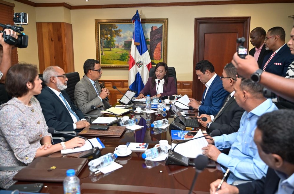 Comisión Especial del Senado anuncia Congreso está abierto a escuchar sectores sobre Ley Libertad de Expresión