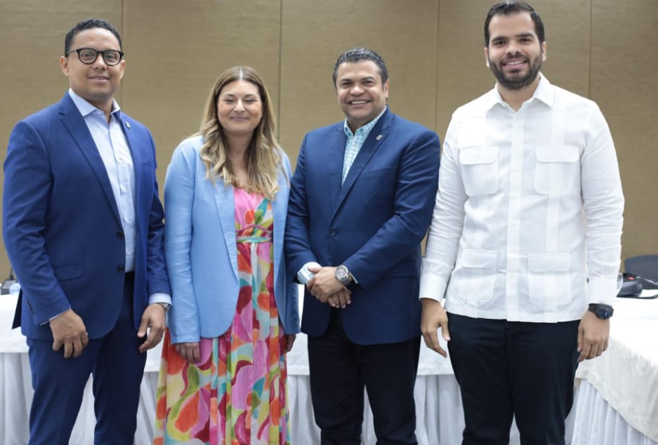 Tobías Crespo someterá proyecto de ley sobre Ciudadanía Digital, Identidad Digital y Municipios Inteligentes o Sostenibles a favor de municipalidad