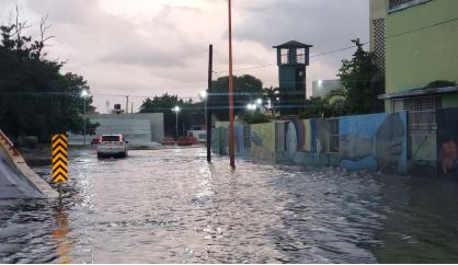 Inundaciones de calles en el Gran Santo Domingo