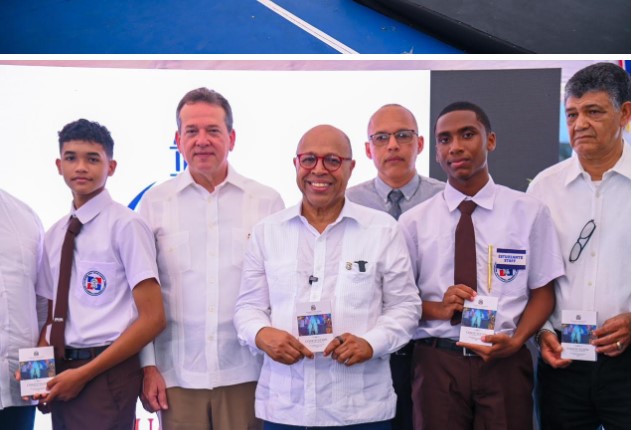 Alfredo Pacheco: “La educación es la mayor inversión en el futuro de la República Dominicana”