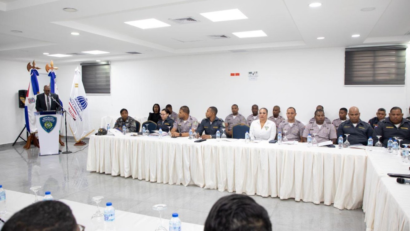 Contraloría y Policía Nacional impulsan buenas prácticas con taller sobre auditoría y control interno