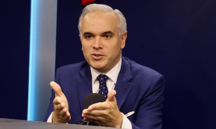 El licenciado Luis Miguel De Camps, ministro de Educación