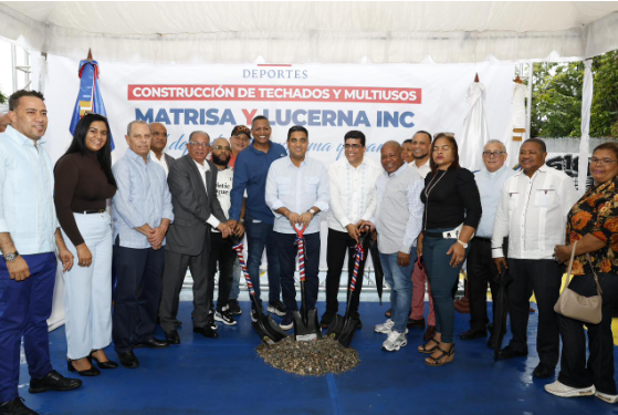 El ministro de Deportes, Kelvin Cruz, inició este miércoles los trabajos para la construcción y remozamiento de techados en 11 clubes