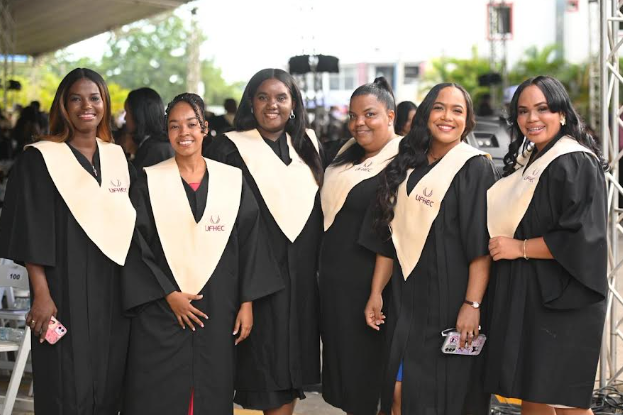 UFHEC celebró su cuadragésima sexta graduación con 826 profesionales para los sectores productivos