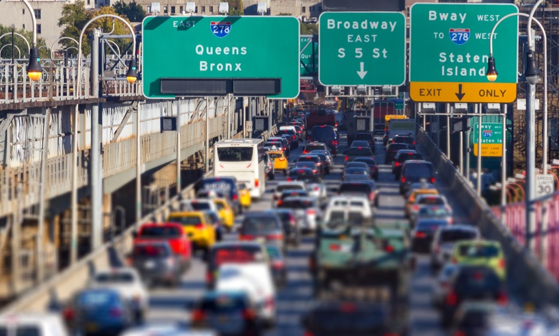 Conductores en USA pierden 49 horas en tráfico con perdida US$ 9,700 millones_ NYC muy impactada