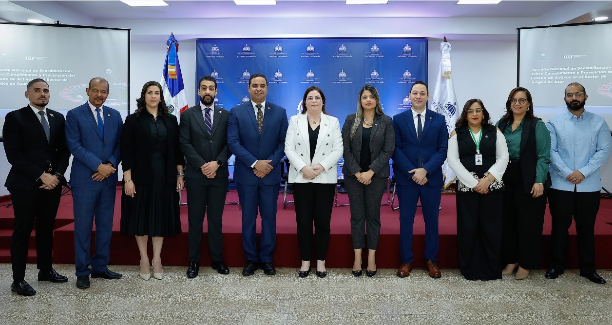 Hacienda y Economía lidera jornada de sensibilización para prevenir el lavado de activos en casinos y juegos de azar