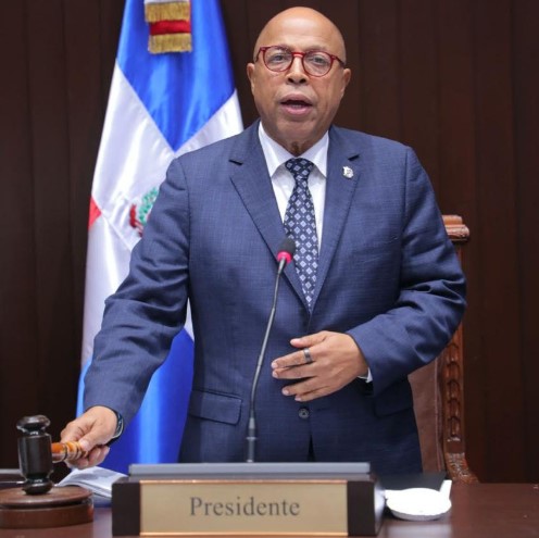 Alfredo Pacheco presidente de la Cámara de Diputados, mientras se discutía proyecto del Código Procesal Penal.