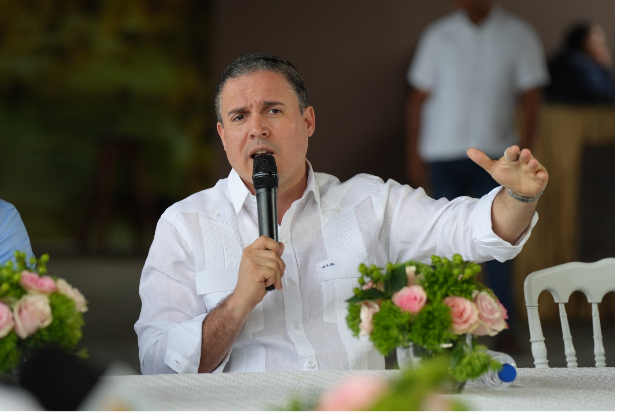 El director ejecutivo de la Autoridad Portuaria Dominicana, Jean Luis Rodríguez