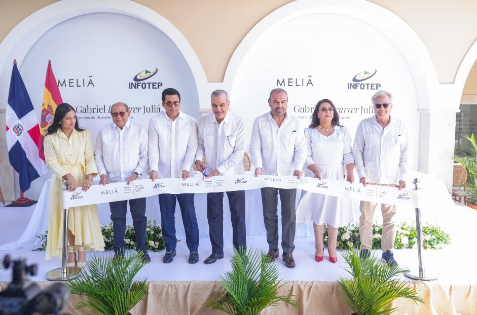 Abinader inaugura Escuela de Hostelería y Turismo del INFOTEP en Punta Cana