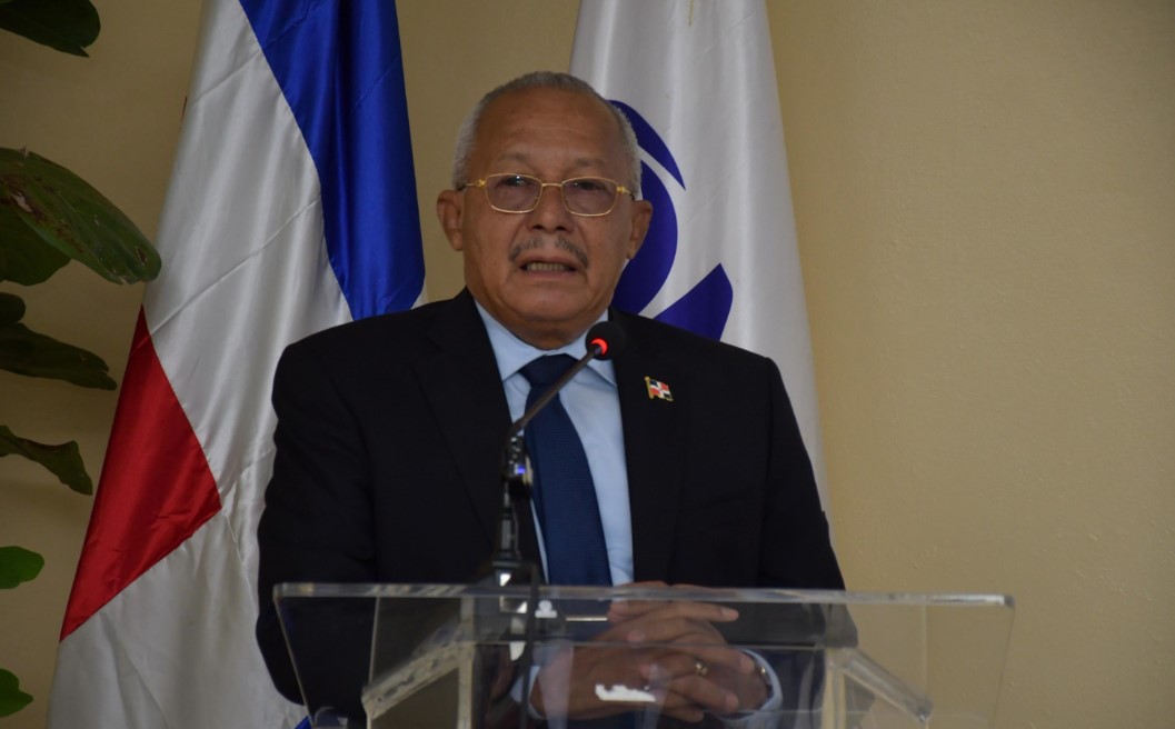 El director de la ONAPI, doctor Salvador Ramos