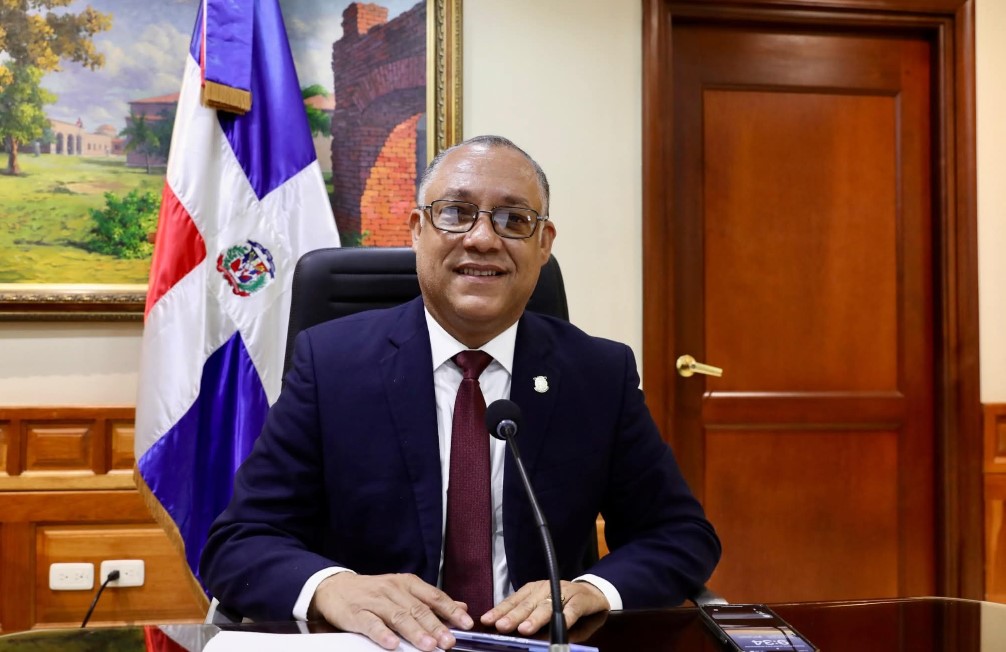 El senador por la provincia Elías Piña, Jhonson Encarnación Díaz