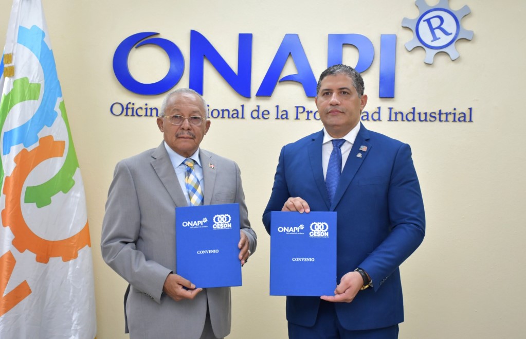 ONAPI y CESDN firma acuerdo interinstitucional para impulsar el desarrollo empresarial y la innovación