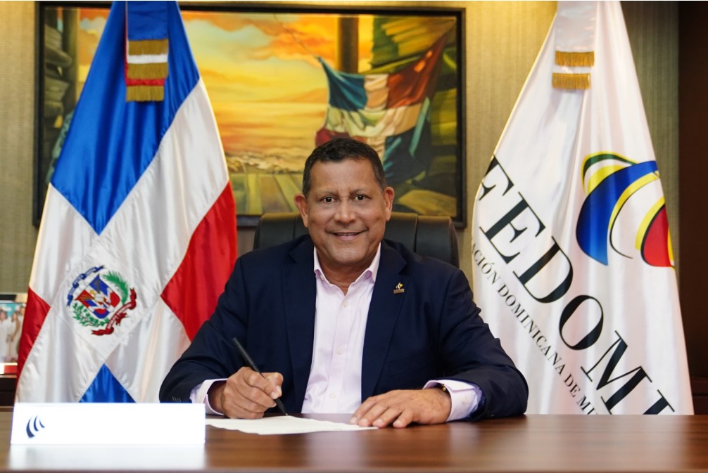 El presidente de la Federación Dominicana de Municipios (Fedomu) y alcalde de Samaná, Nelson Núñez