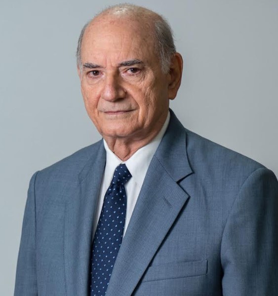 El administrador de la Lotería Nacional, Teófilo Quico Tabar