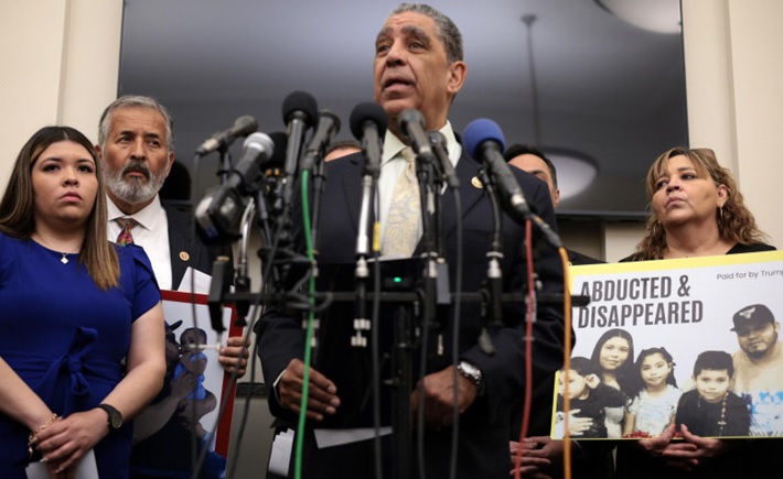 Dominicanos NY valoran positivamente ejercicio legislativo de Adriano Espaillat