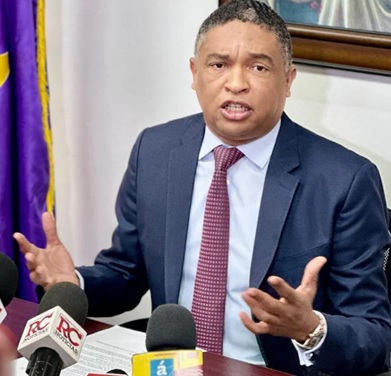 Exsenador dominicano Iván Lorenzo