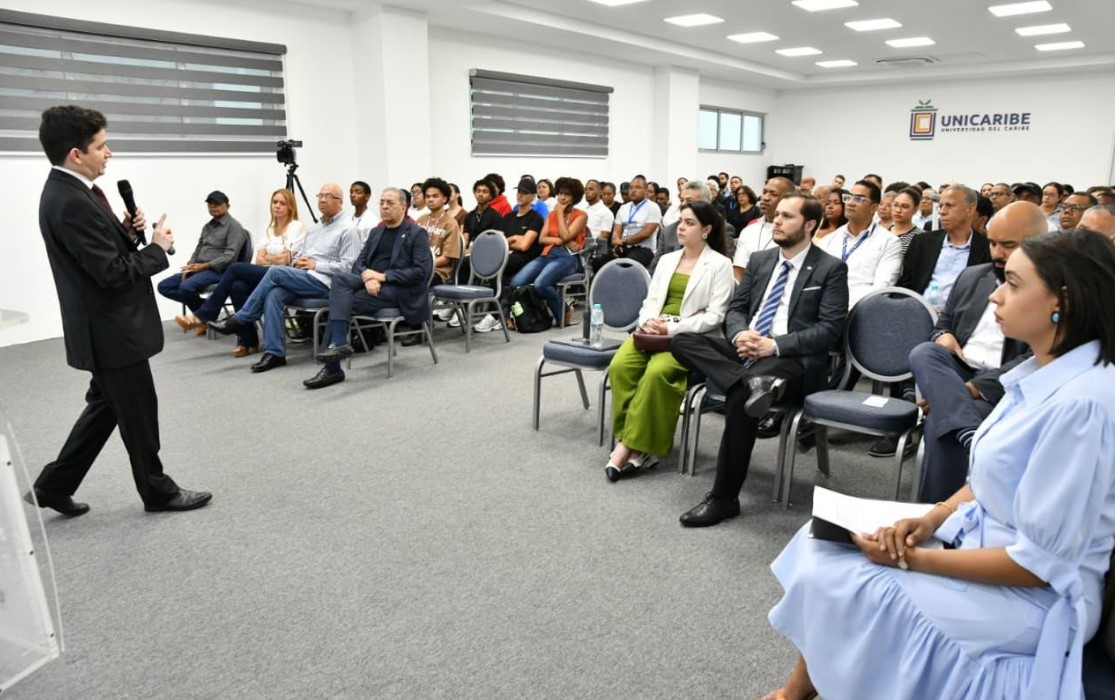 República Dominicana se perfila como nodo estratégico de Inteligencia Artificial en el Caribe, afirma experto Alberto Castillo Aroca