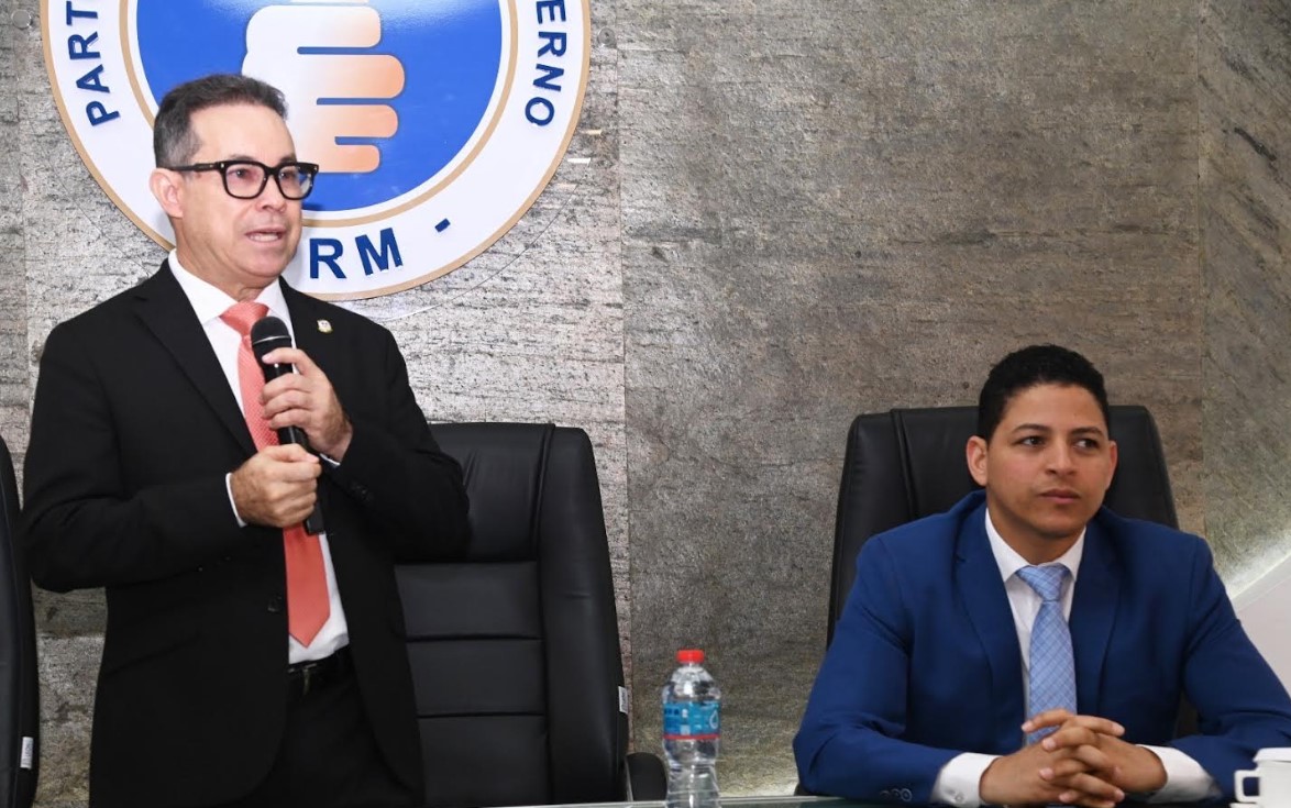 Amado Díaz, vocero del Bloque de Diputados del PRM