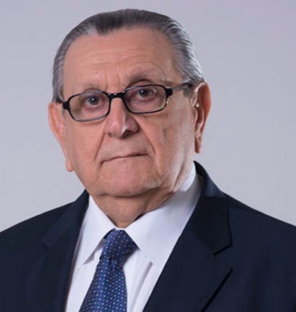 Comentarista Dr. Julio Hazim