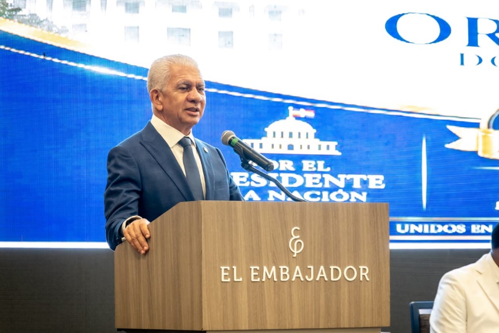 El presidente del Senado, Ricardo de los Santos