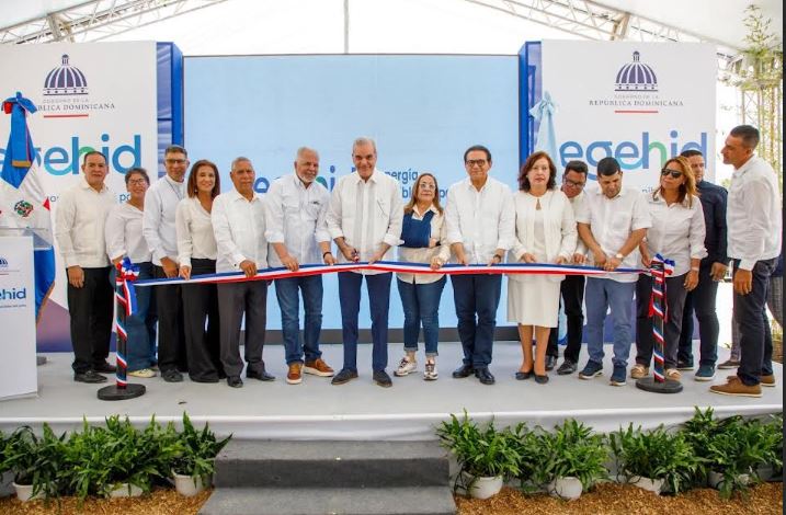 EGEHID entrega la remozada Carretera El Carrizal- Guásuma-La Piedra en Santiago