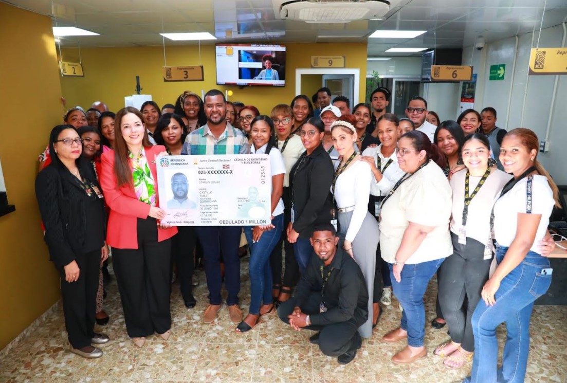 JCE ha entregado un millón de nuevas cédulas en 51 días