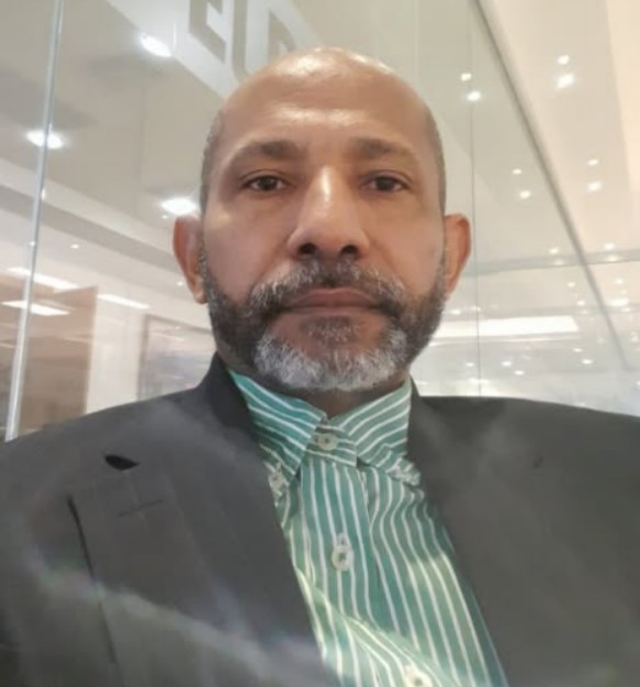 Periodista Víctor Martínez