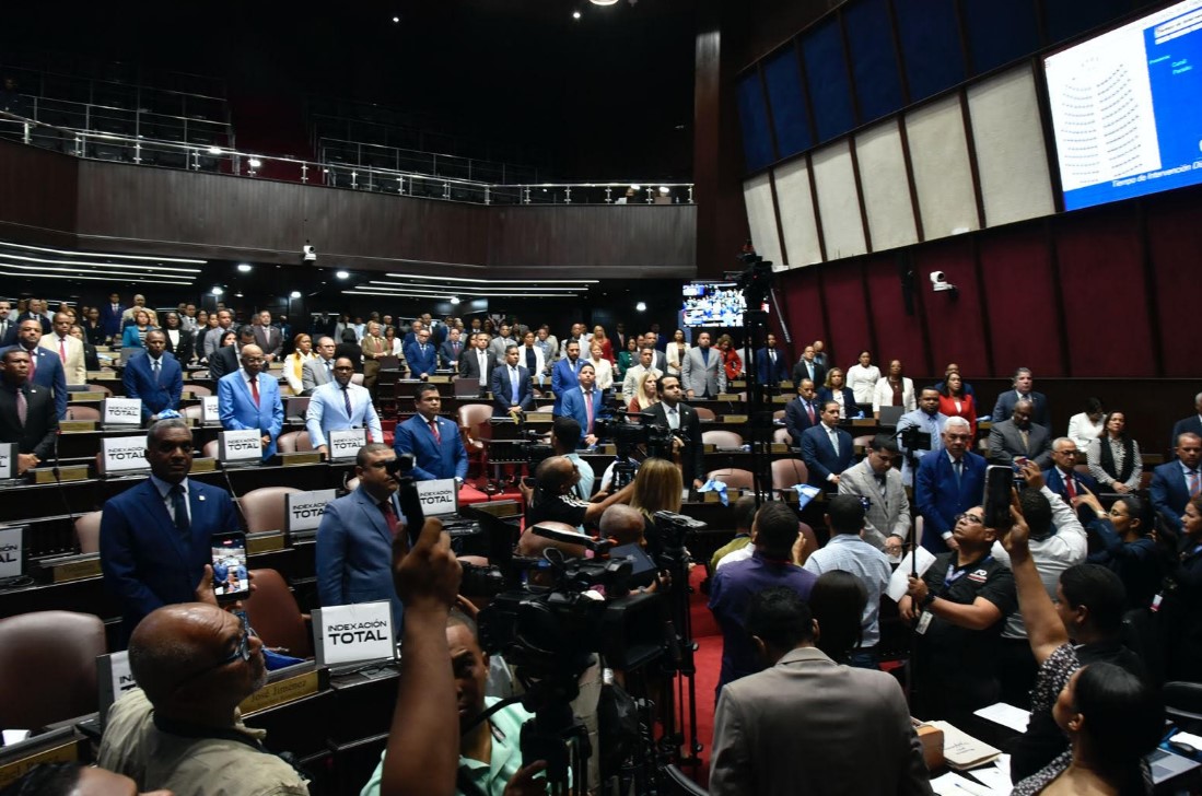 Cámara de Diputados transmite en vivo sesión de este martes