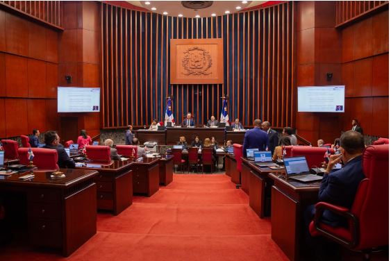 Senado aprueba en segunda lectura modificación a la Ley de la Policía Nacional