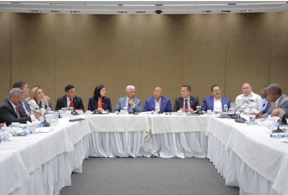 Comisión Bicameral inició trabajos de modificación del Código Penal
